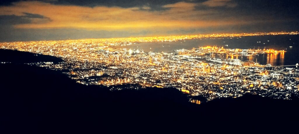 摩耶山掬星台から望む“1000万ドルの夜景”（兵庫三大夜景）